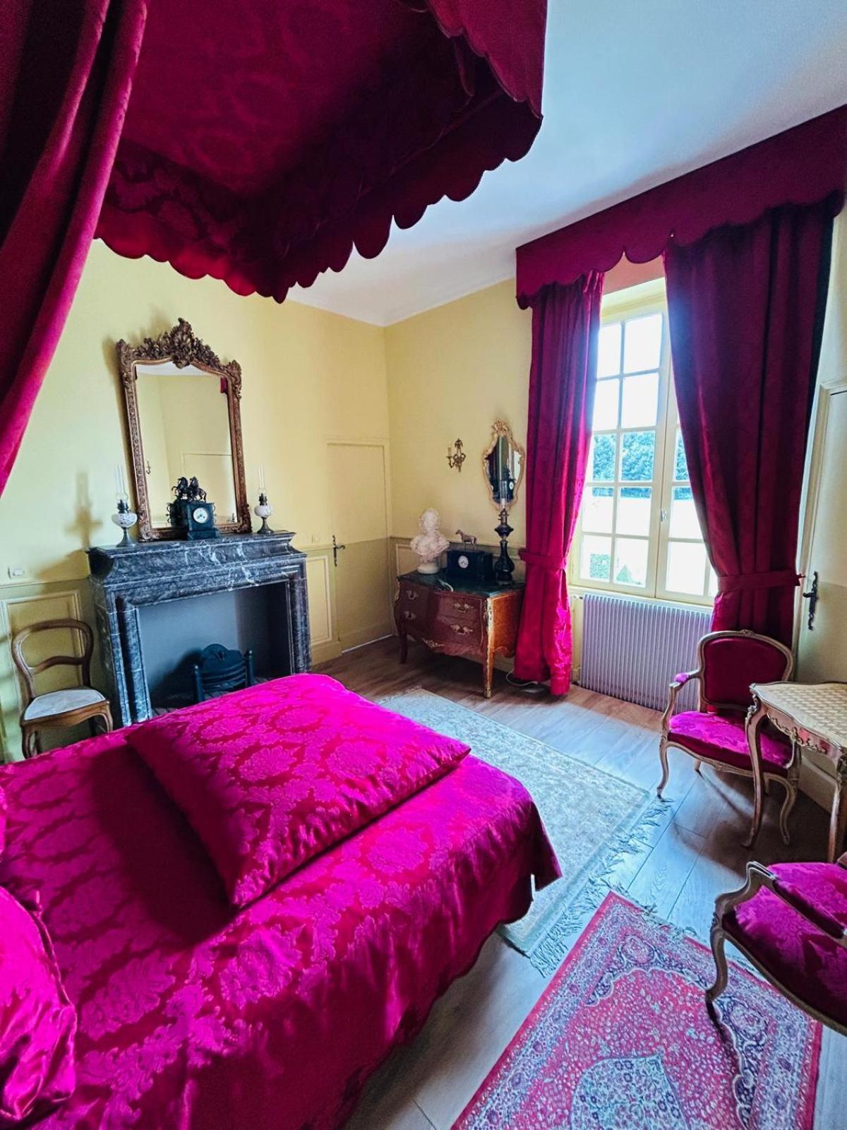 Domaine De L'Orangerie Du Chateau De Motteville Chambres D'Hotes Room photo